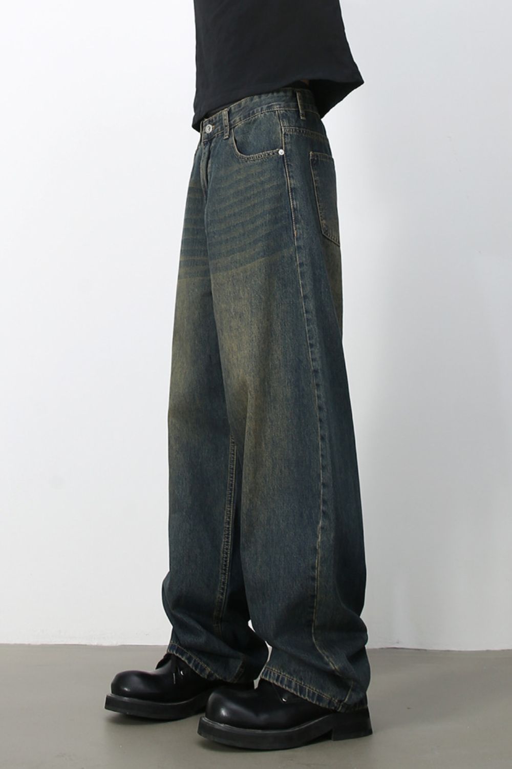 Men's Wide Leg Jeans