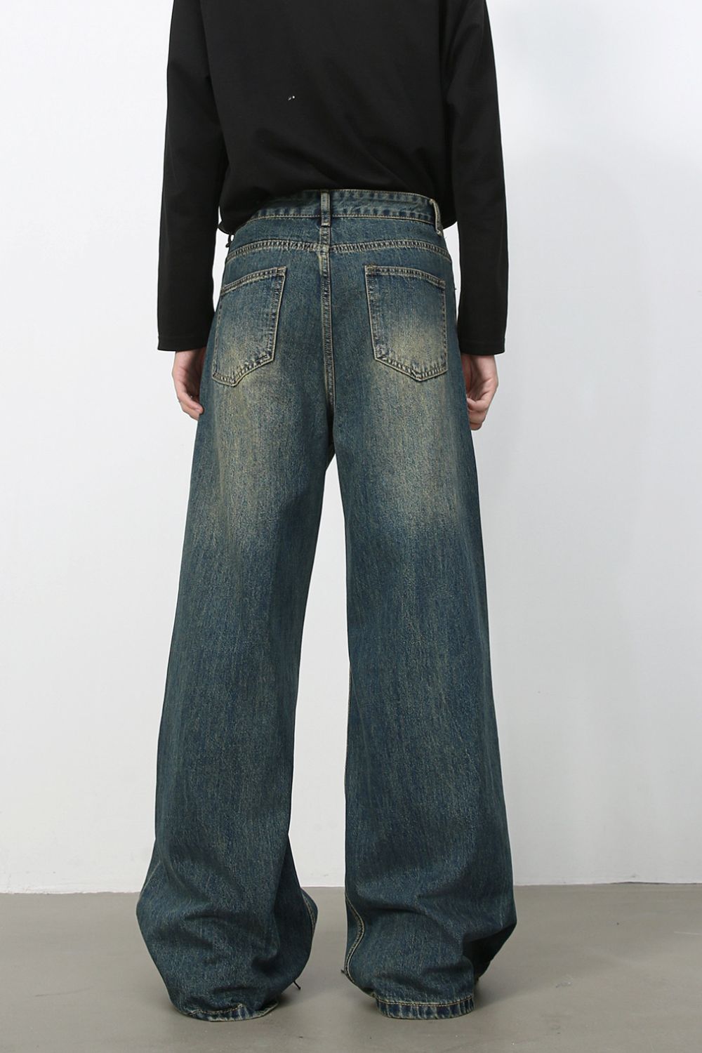 Men's Wide Leg Jeans