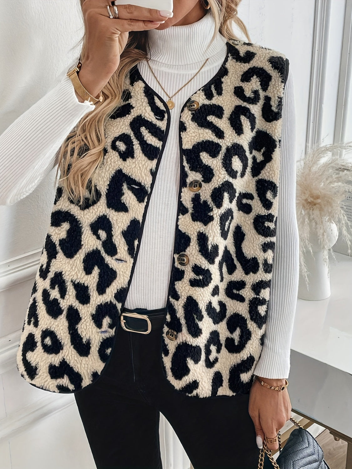 Leopard Button Up Sherpa Vest - felvior