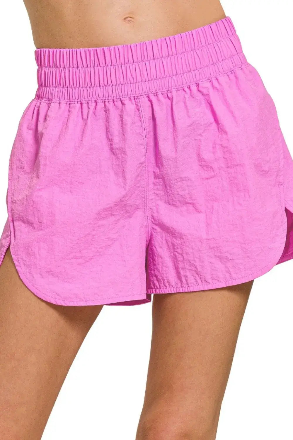 Zenana Windbreaker Smocked Waistband Running Shorts Hauptbild