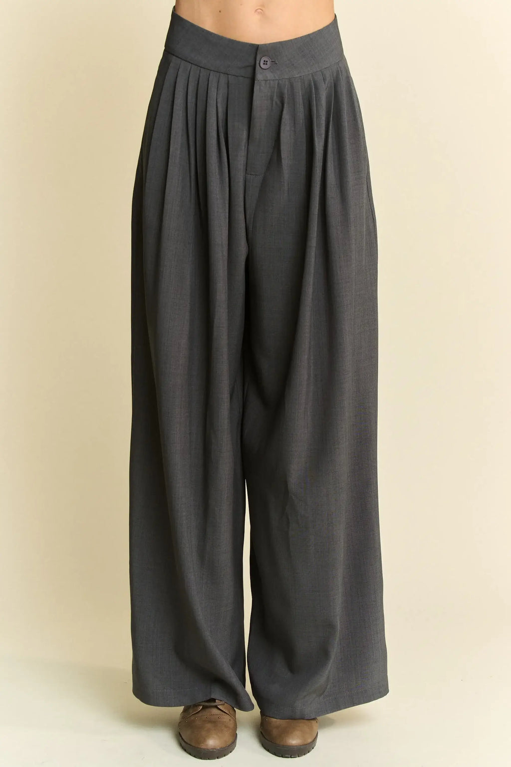 Davi & Dani Solid Back Pocket Shirring Detail Wide Leg Pants