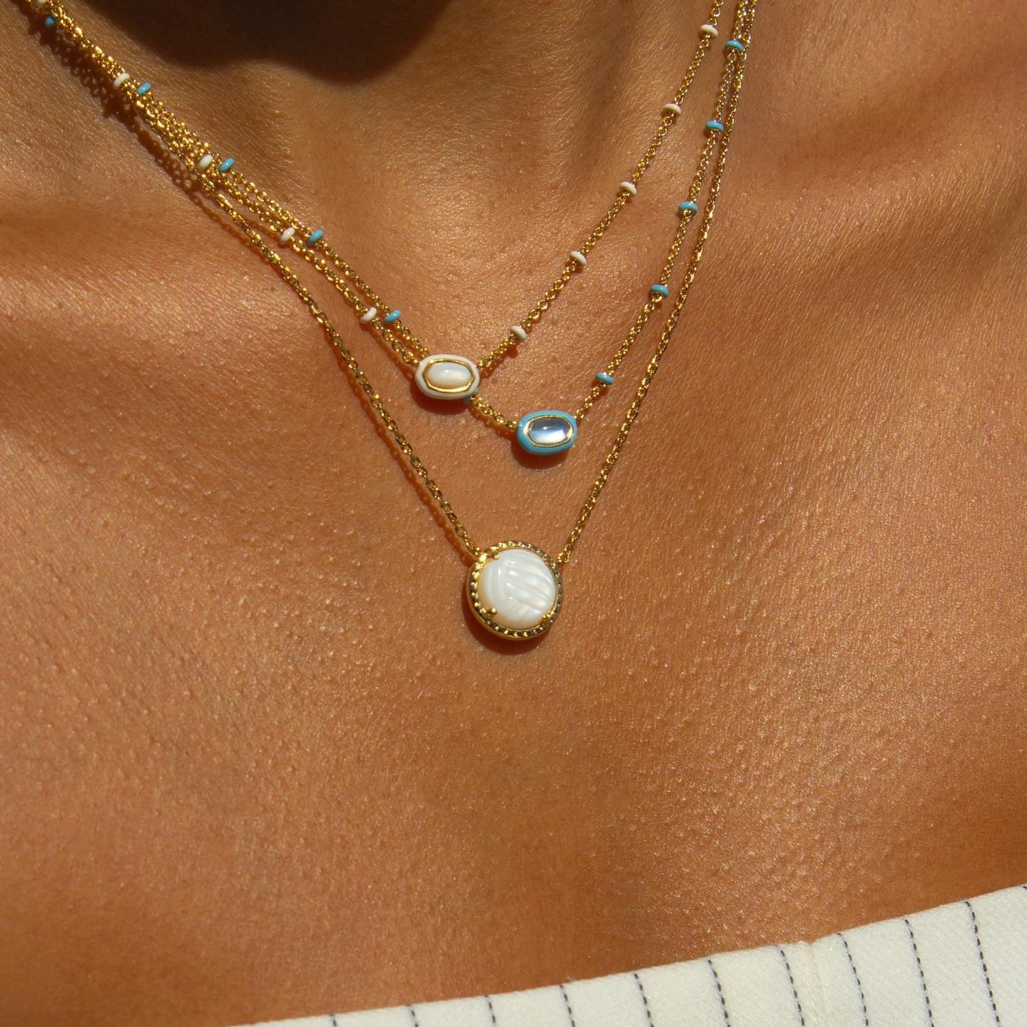 Sporty Element Resin Necklace - felvior