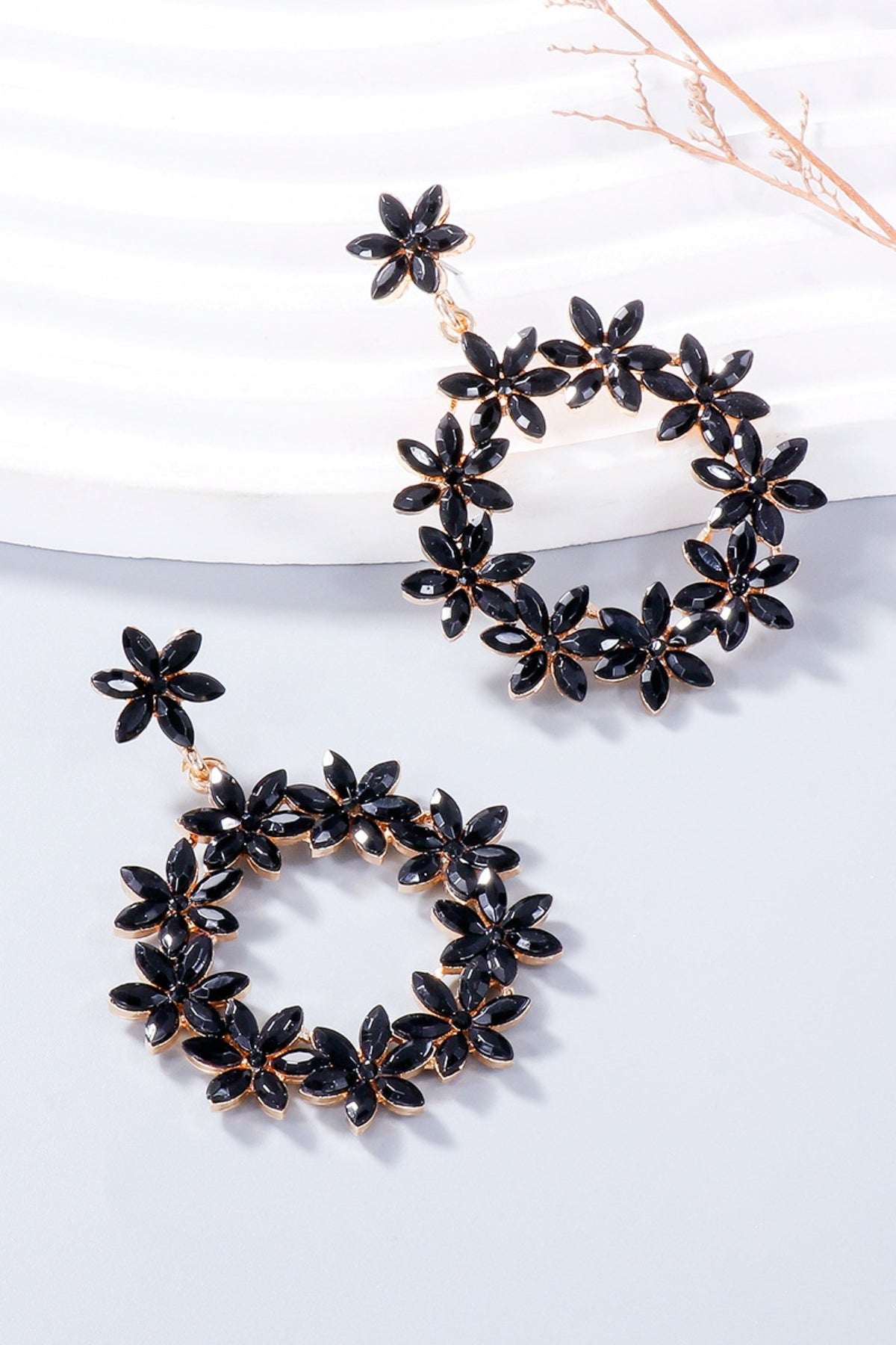 Rhinestone Flower Dangle Earrings - felvior