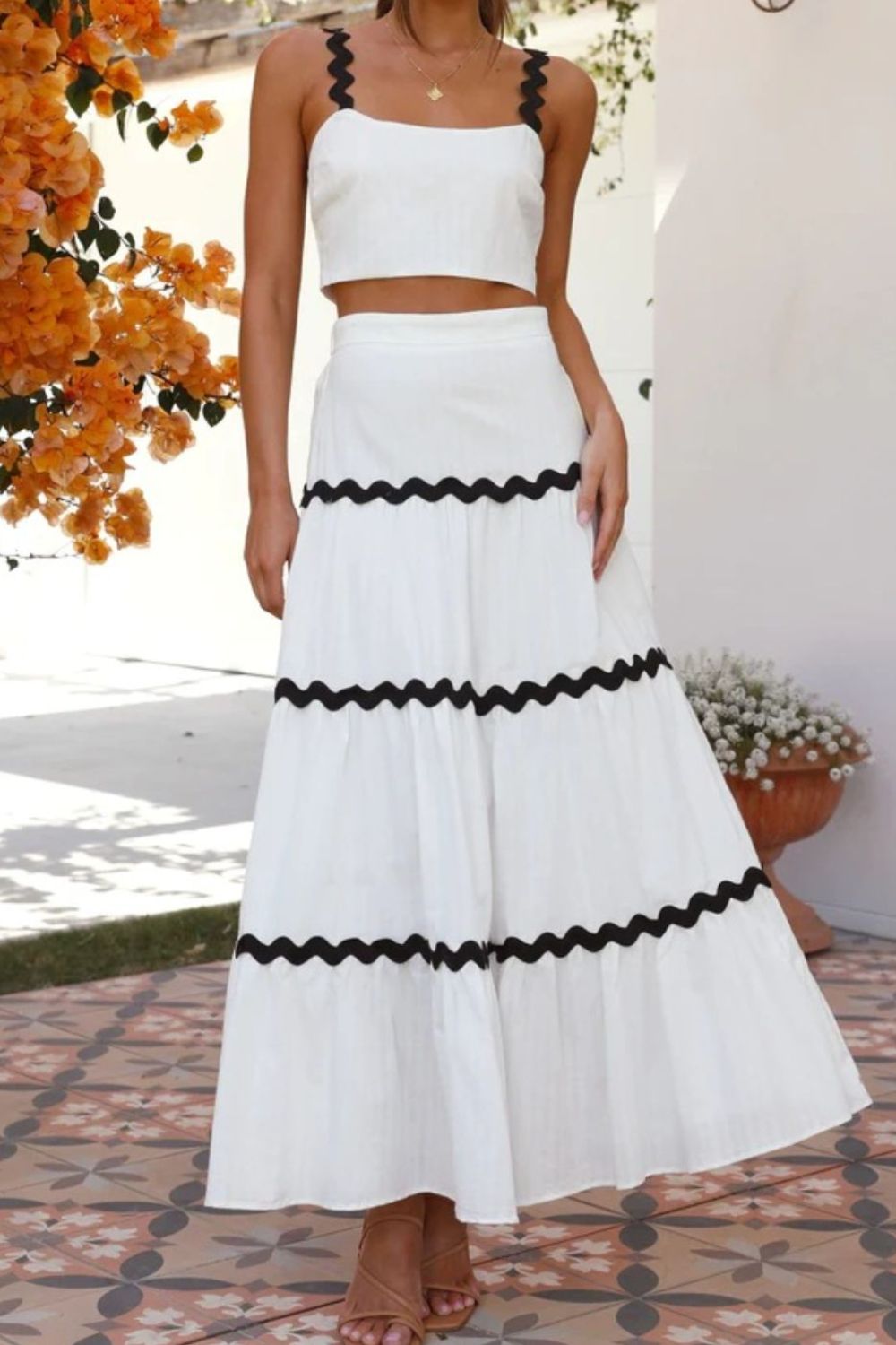 Contrast Trim Cami and Skirt Set - felvior