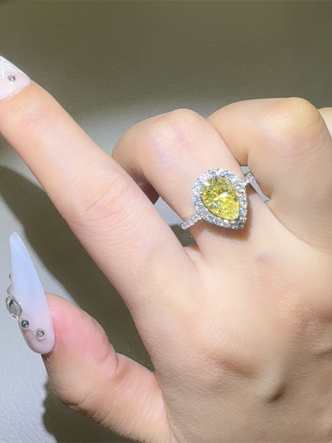 2 Carat Moissanite 925 Sterling Silver Teardrop Shape Ring - felvior