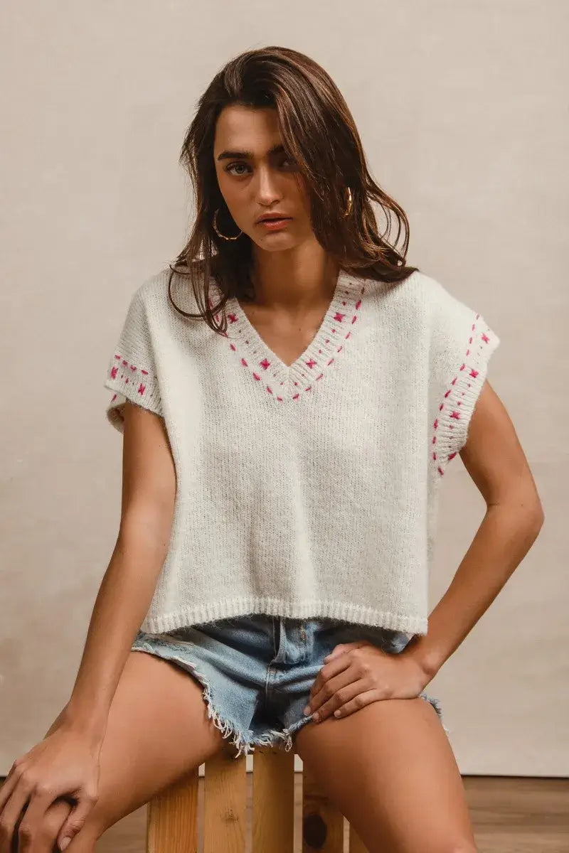 BiBi Knit Solid Contrast Stitch Detail Short Sleeves Sweater