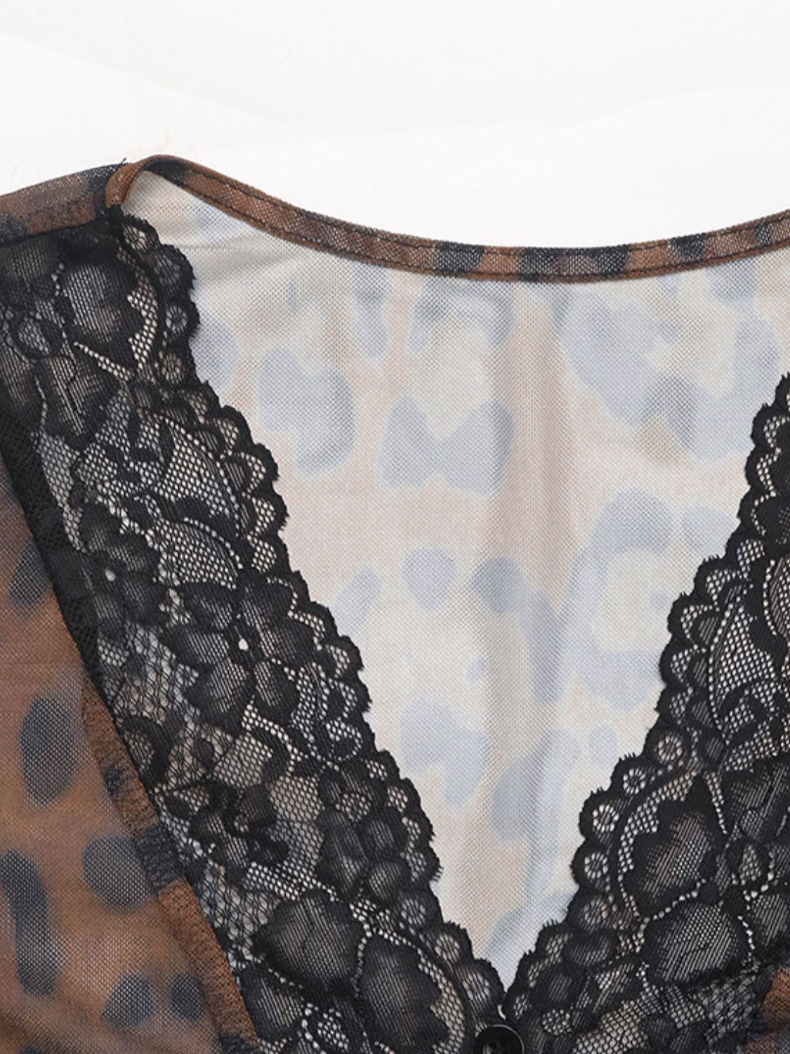 Perfee Leopard V-Neck Lace Bodysuit - felvior