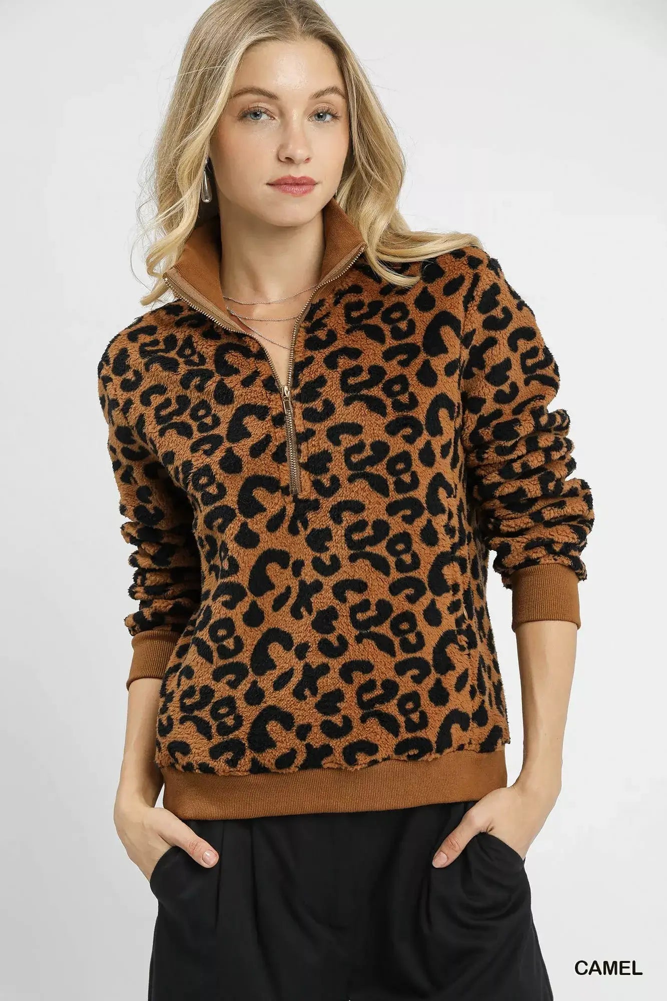 Umgee Leopard Print Quarter-Zip Sweatshirt Image principale du produit