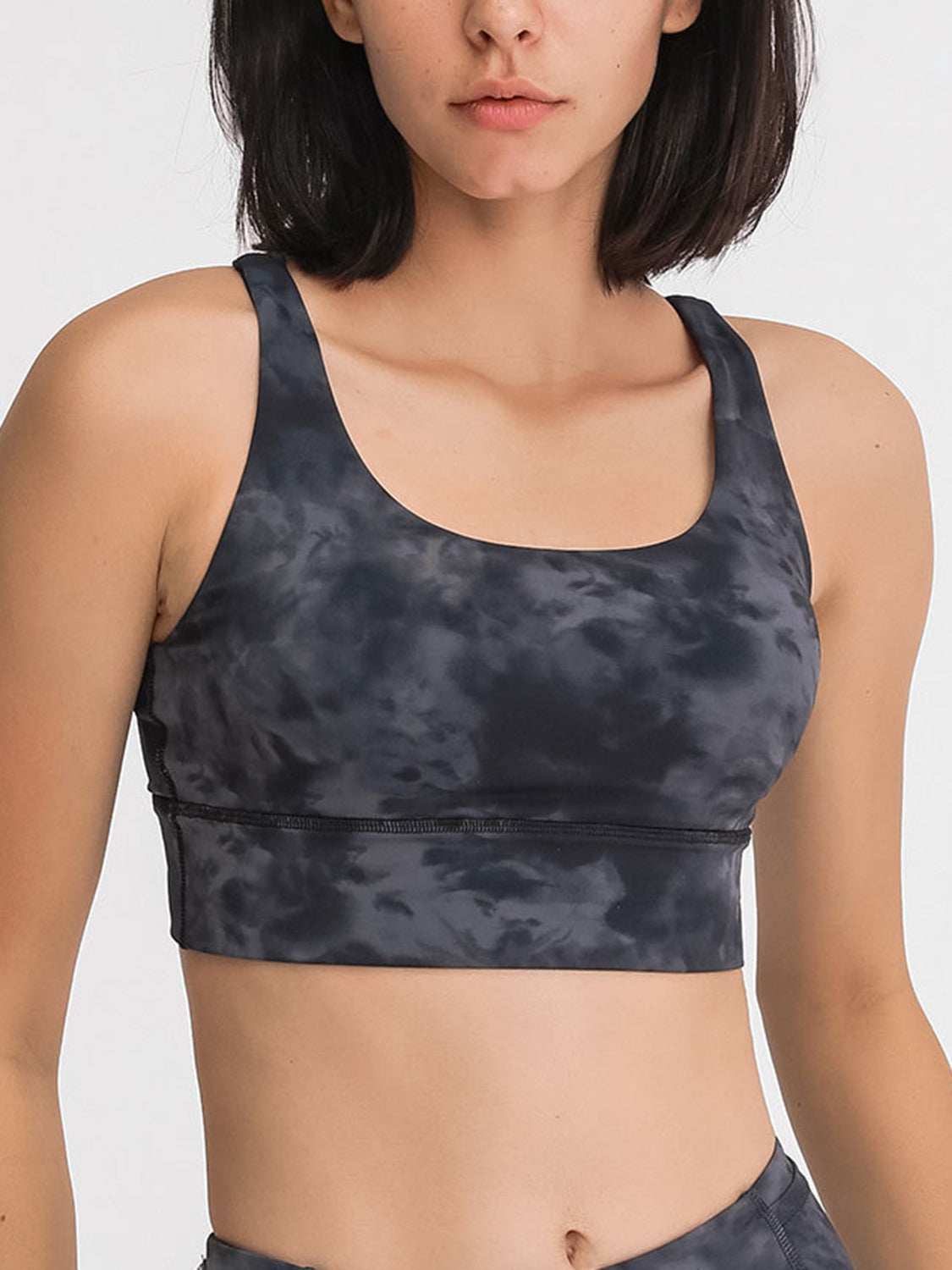 Millennia Crisscross Scoop Neck Active Tank - felvior