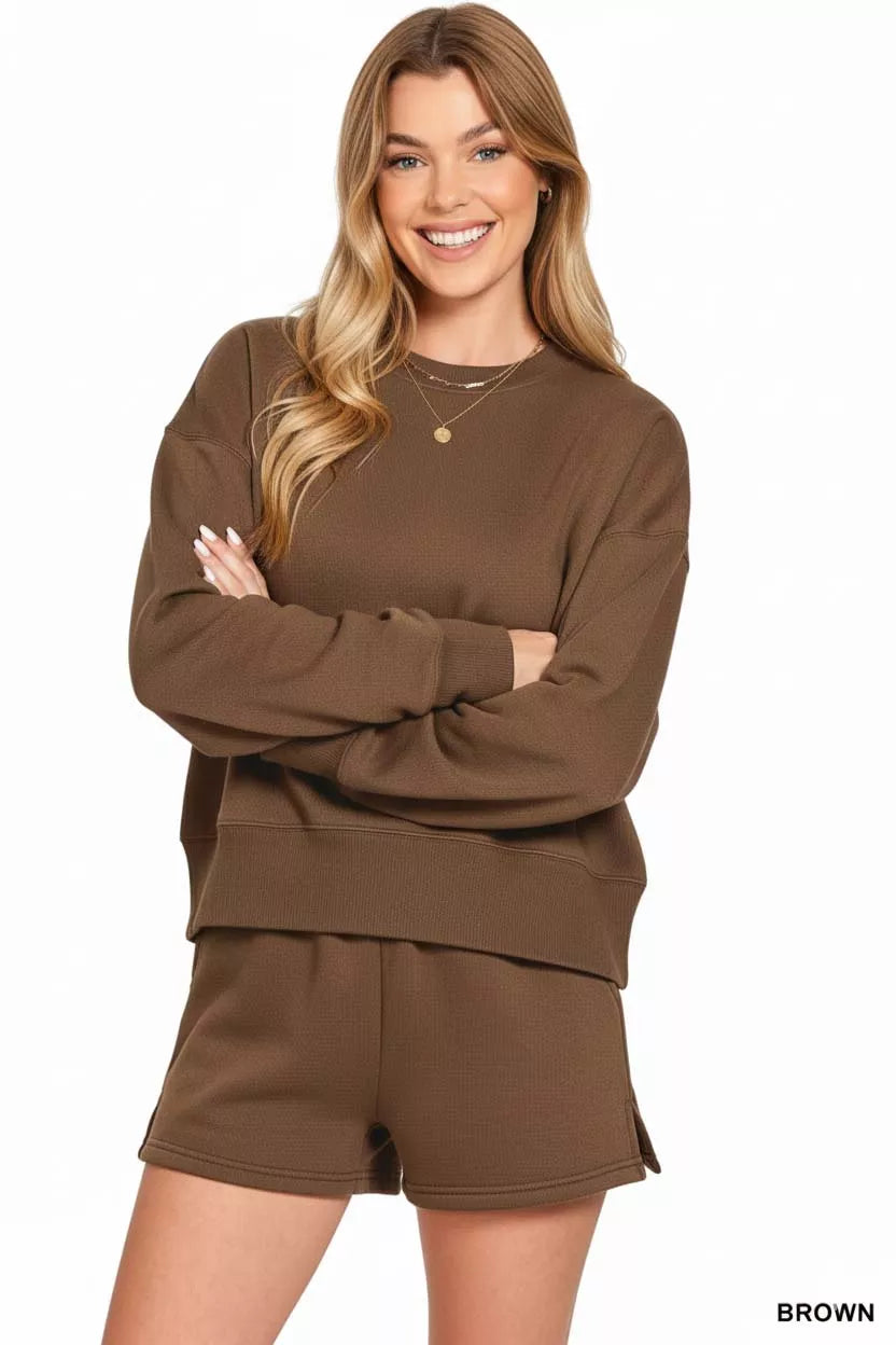 Zenana Fleece Round Neck Sweatshirt and Shorts Set Image secondaire du produit