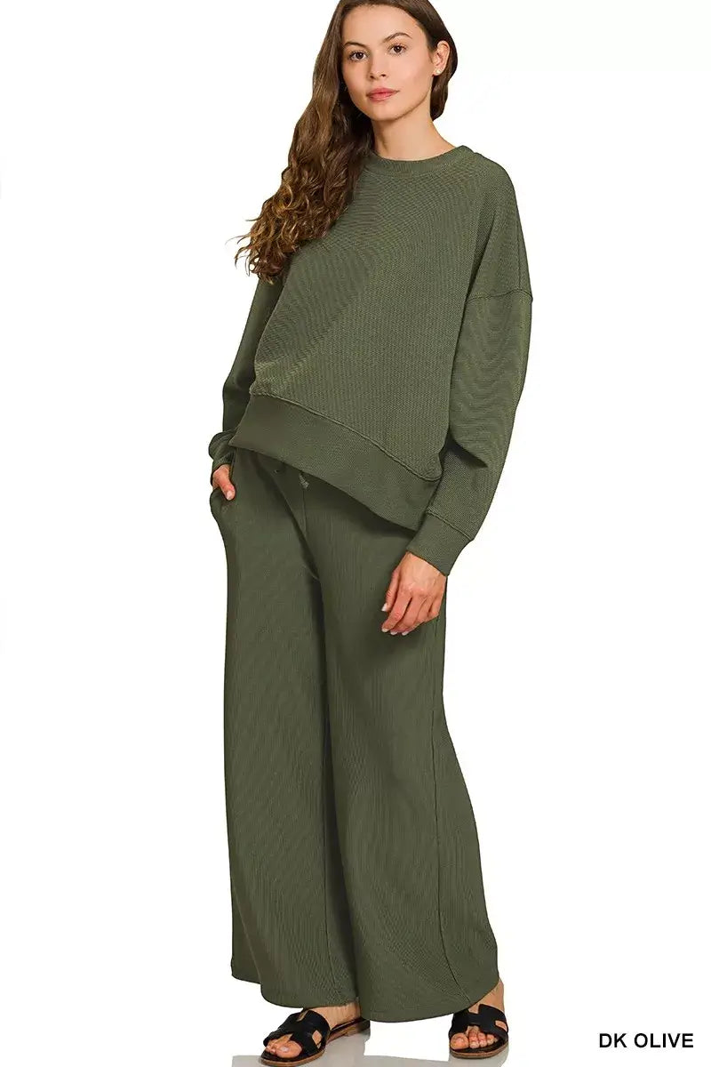 Zenana Ribbed Round Neck Pullover and Drawstring Pants Set Hauptbild