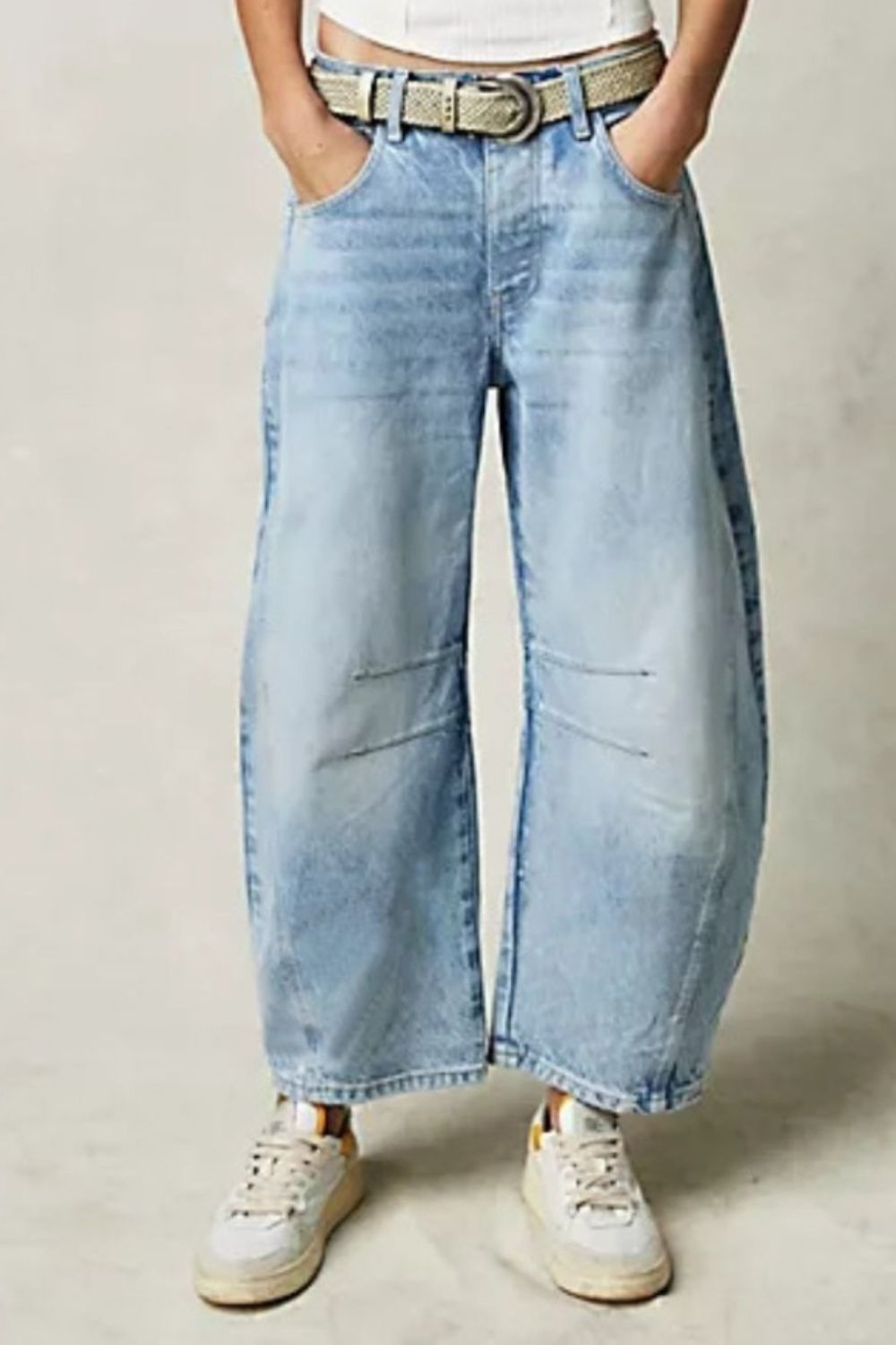 Wide Leg Jeans with Pockets - felvior