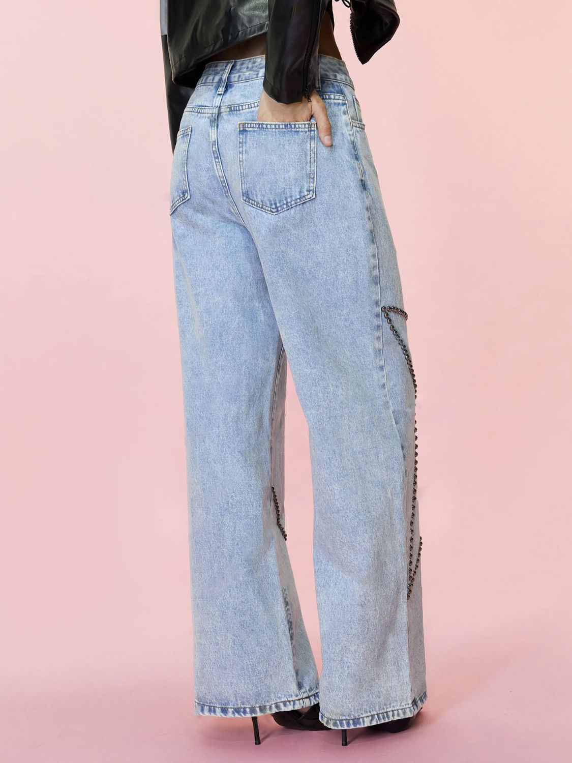 Studded Star Straight Jeans with Pockets - felvior