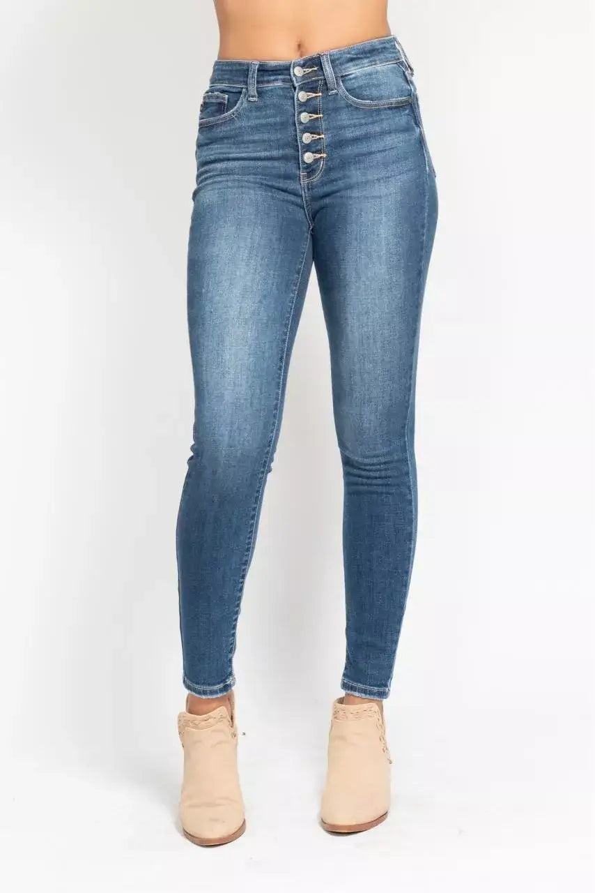 Judy Blue Full Size High Rise Button Fly Skinny Jeans Plus Size Hauptbild