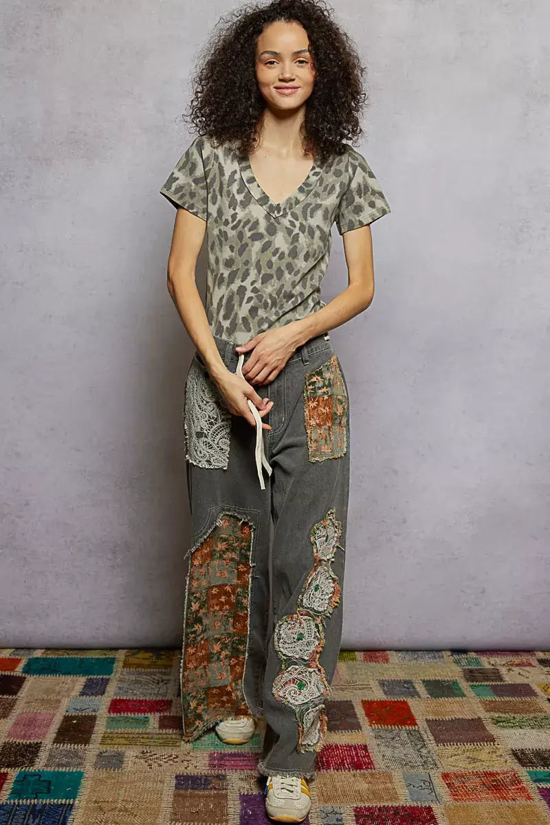 POL Printed V-Neck Short Sleeve T-Shirt