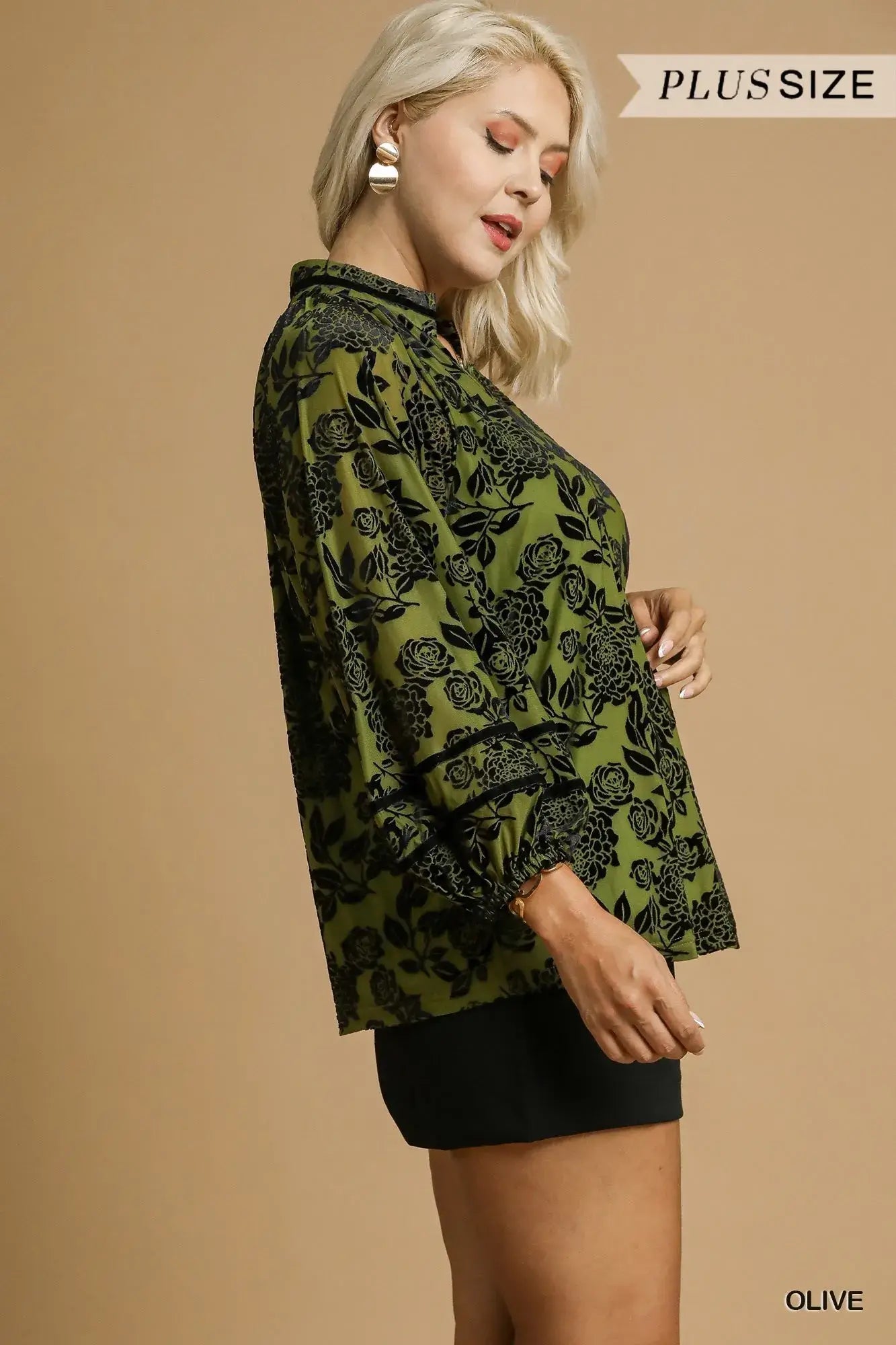 Umgee Full Size Floral Velvet Blouse with Balloon Sleeves Plus Size