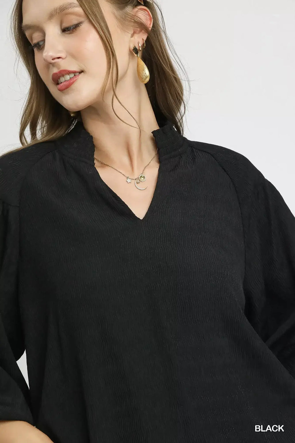 Umgee Textured V-Neck Blouse with Balloon Sleeves
