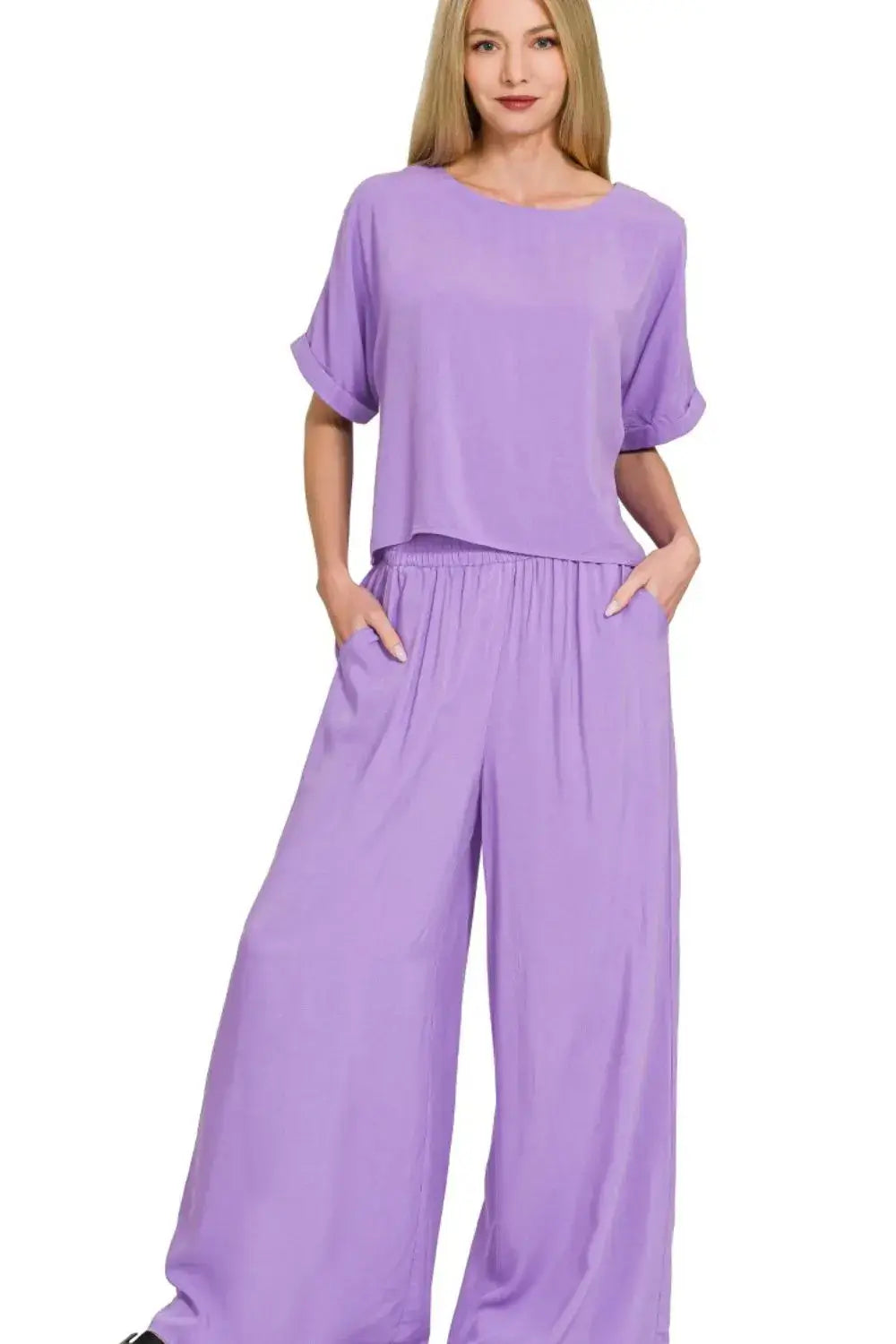 Zenana Round Neck T-Shirt and Wide Leg Pants Set Hauptbild
