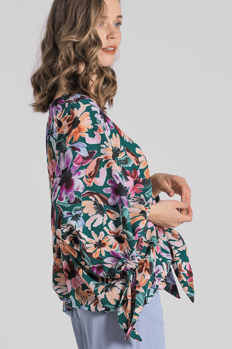 Chemisier fleuri à col en V et manches nouées Umgee, grande taille Image secondaire du produit