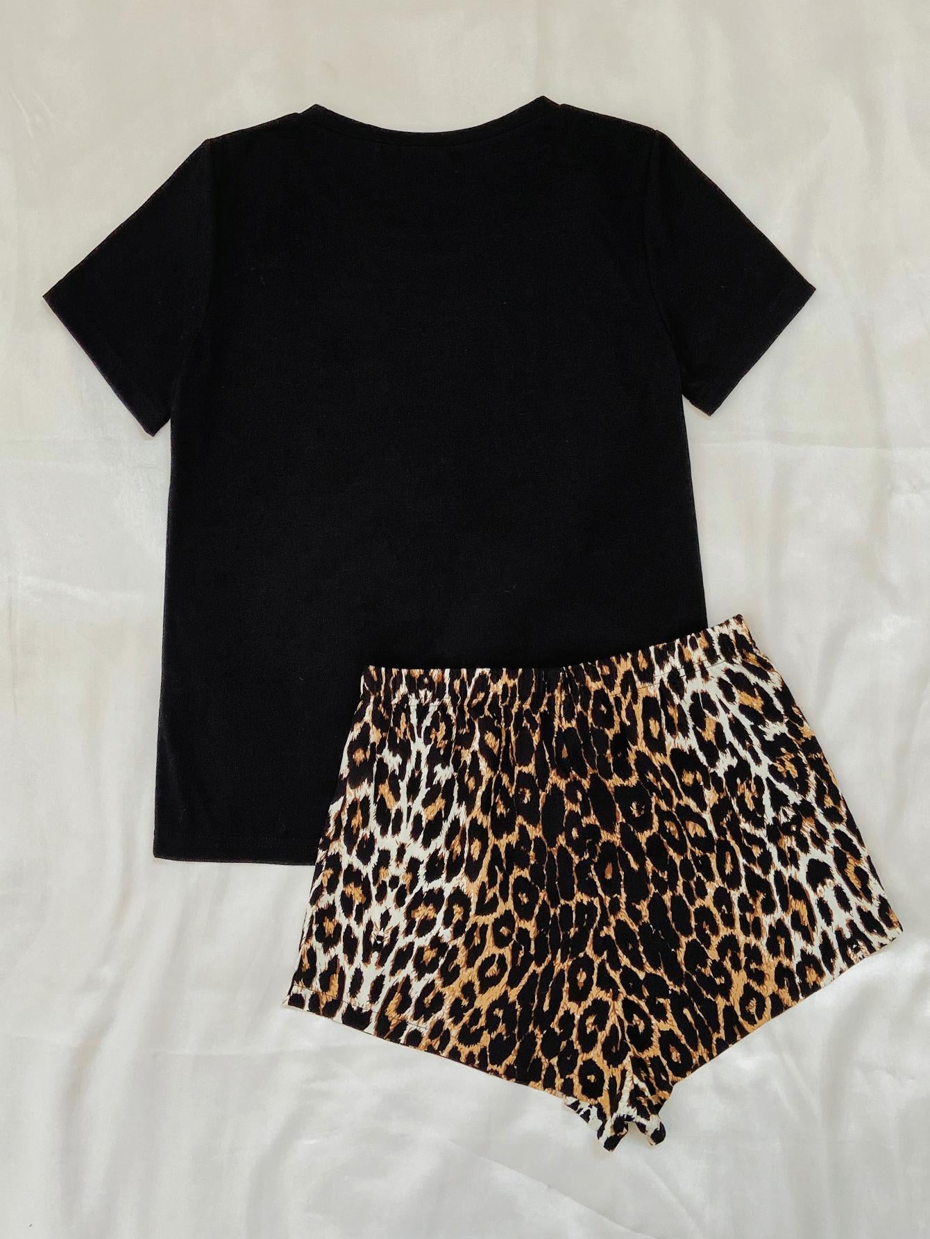 Leopard Lip Graphic Top and Shorts Lounge Set - felvior
