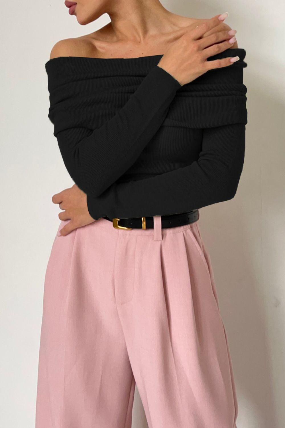 Off-Shoulder Long Sleeve Knit Top - felvior