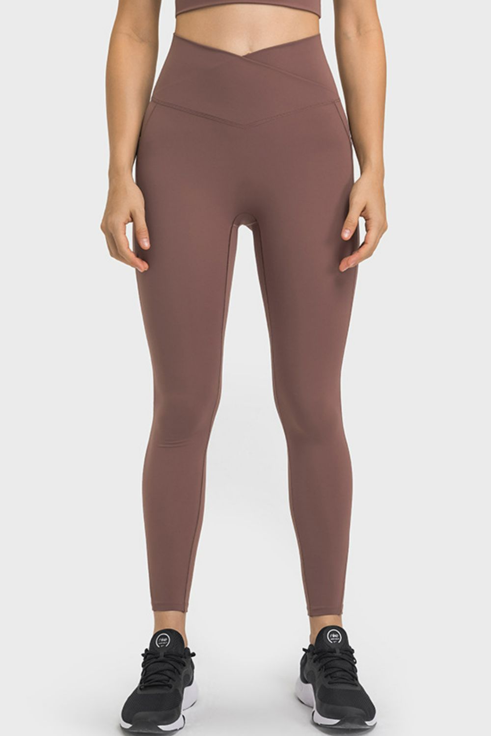 Millennia V-Waist Yoga Leggings with Pockets - felvior