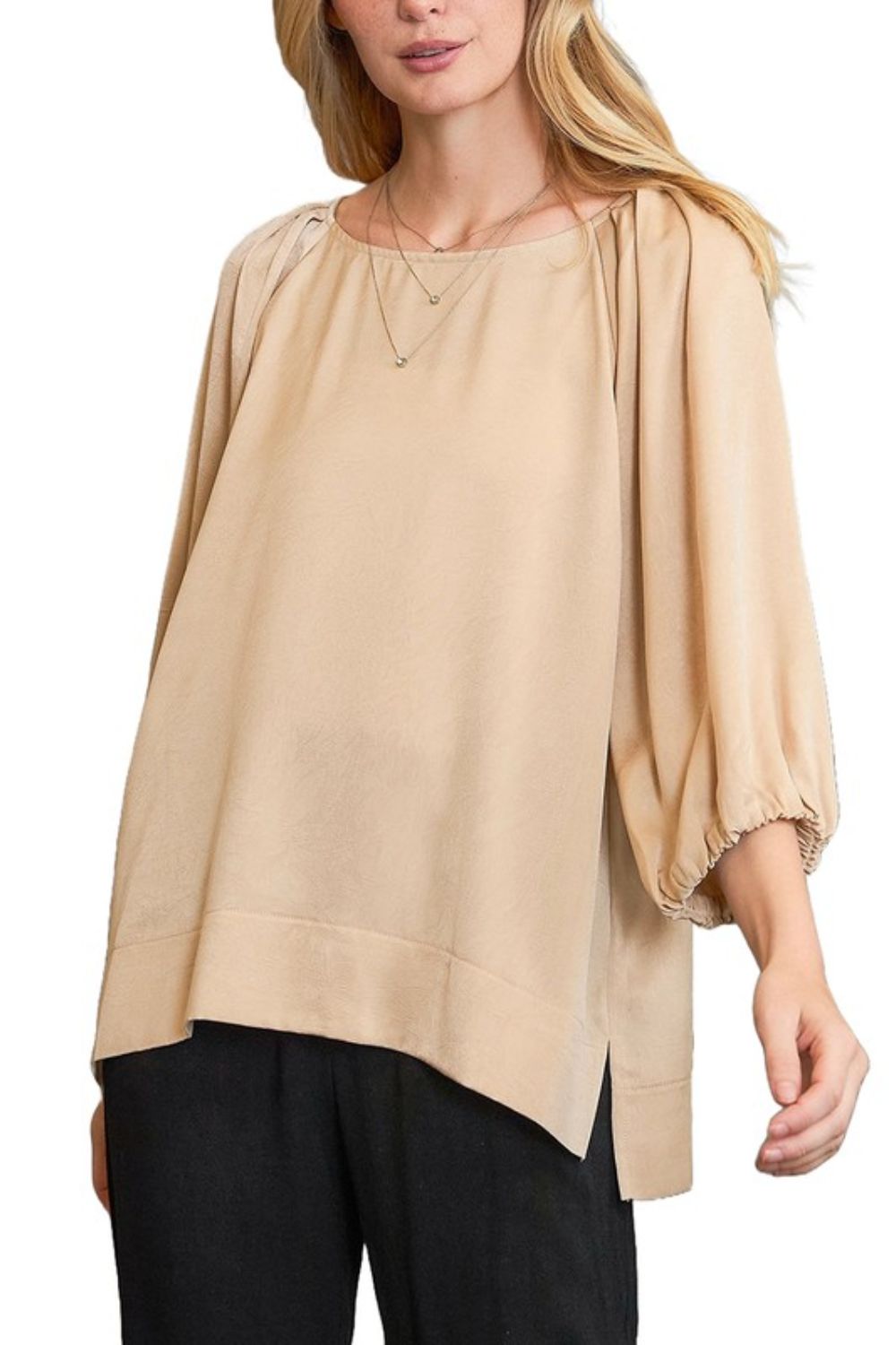 Umgee Full Size Crinkled Satin Top Plus Size Hauptbild