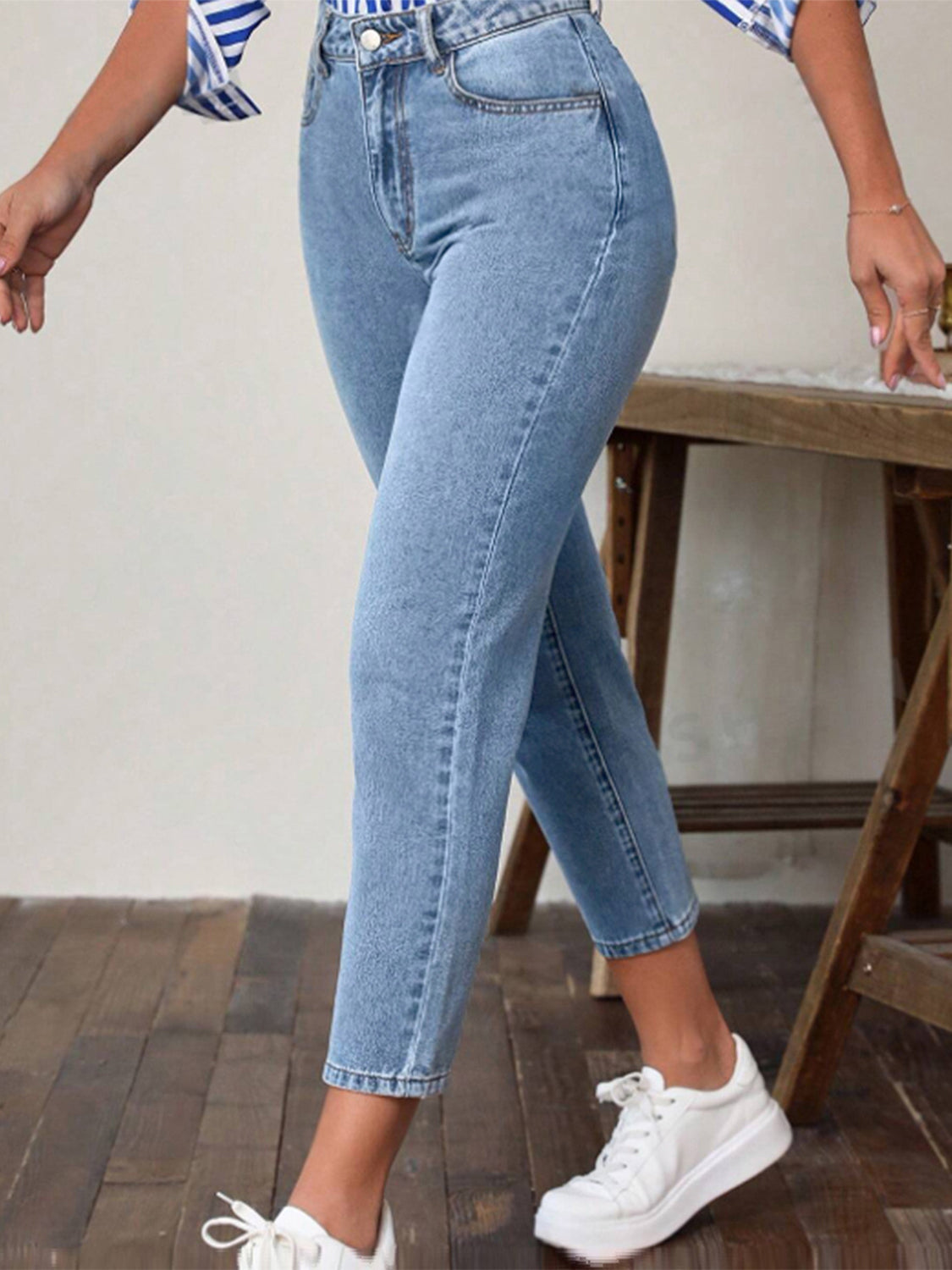 High Waist Jeans with Pockets - felvior
