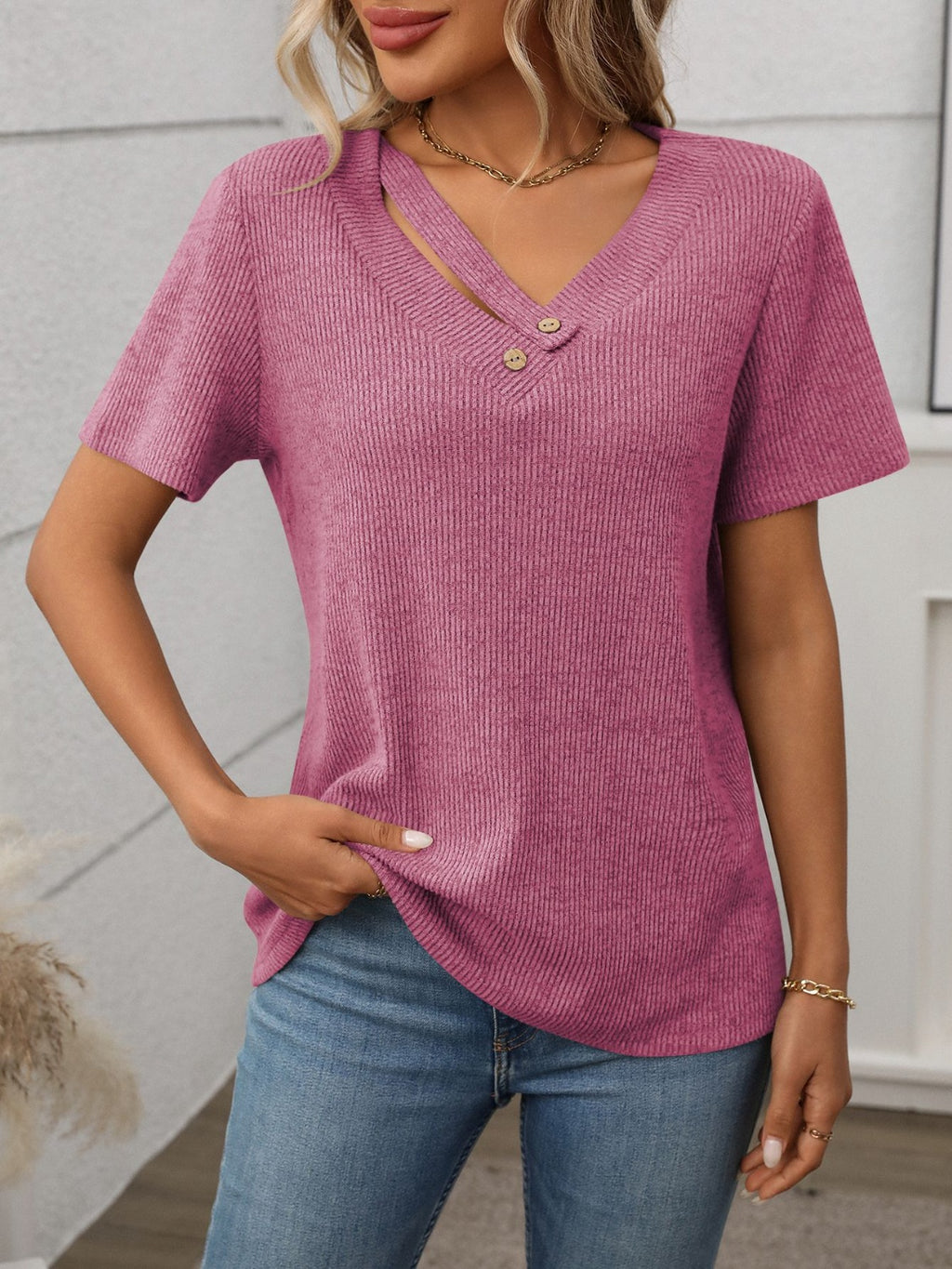 Ribbed V-Neck Short Sleeve T-Shirt
