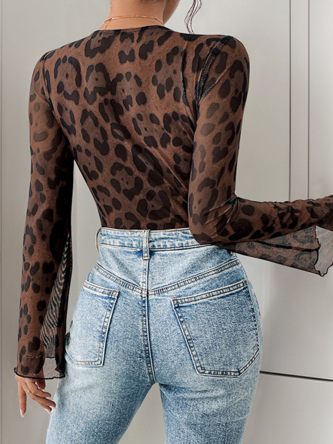 Perfee Leopard V-Neck Lace Bodysuit - felvior