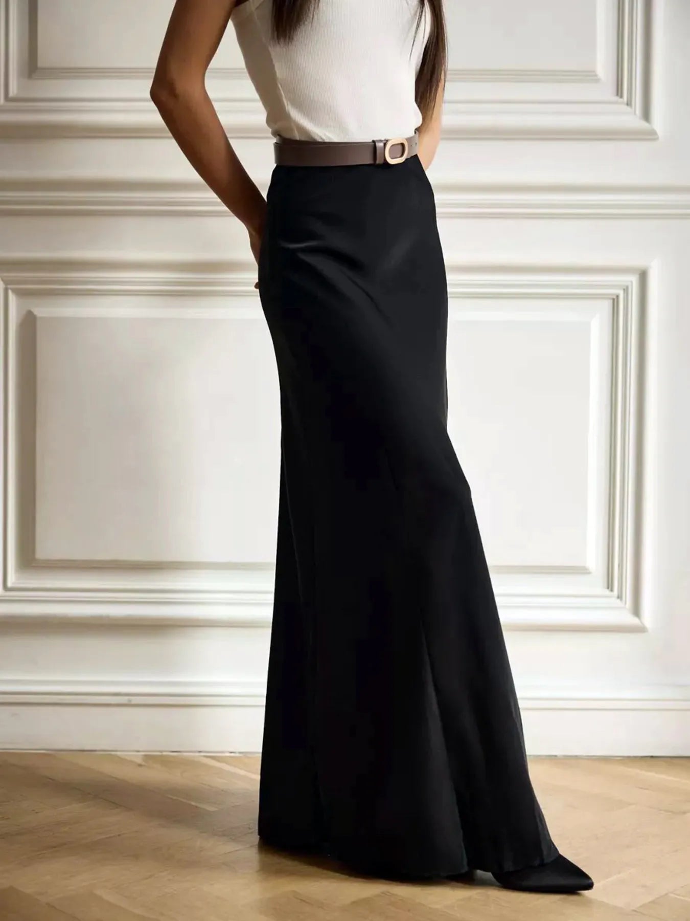 High-Waisted Maxi Skirt Secondary image