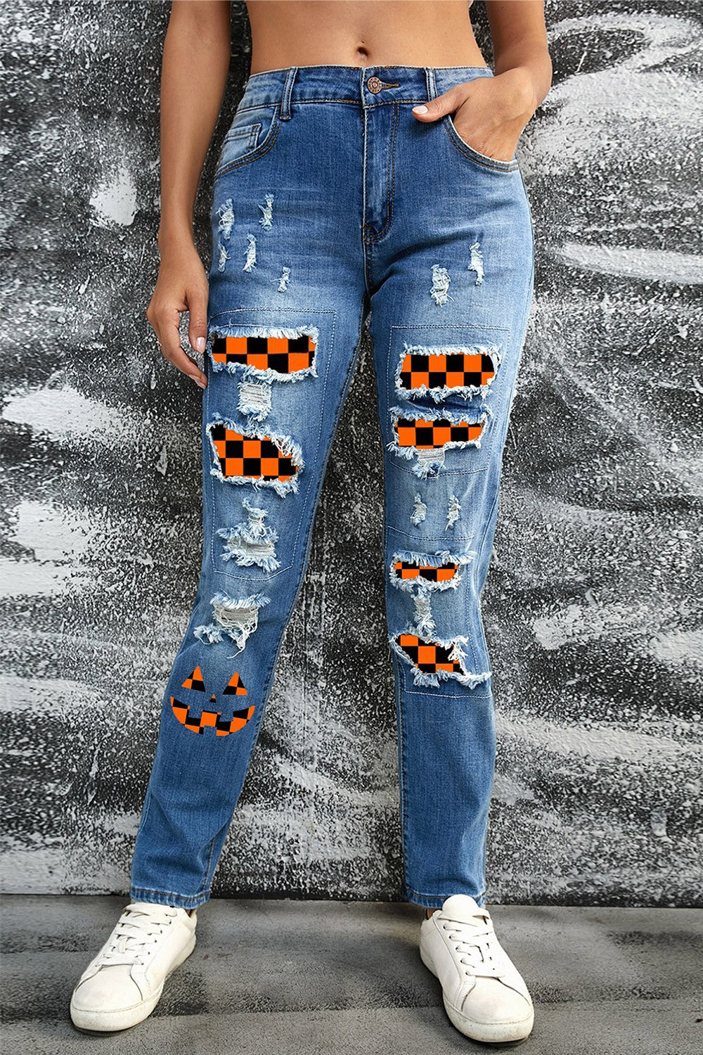 Distressed Straight Jeans with Pockets - felvior