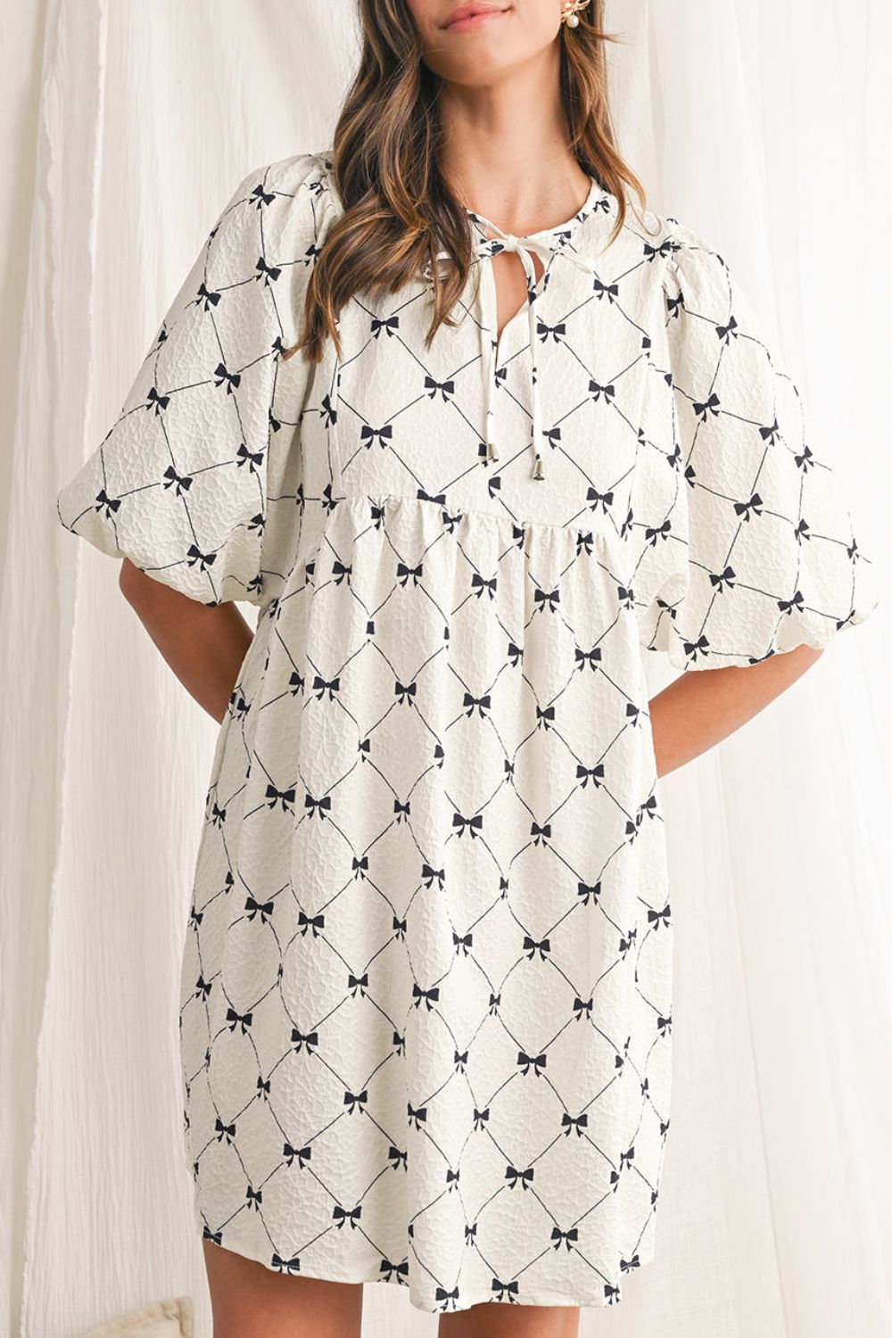 Bow Print Tie Neck Half Sleeve Dress - felvior