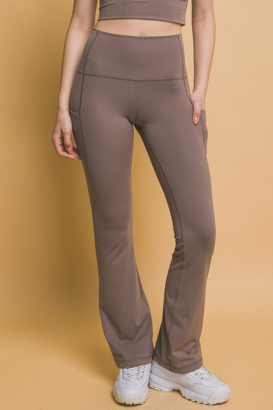 Love Tree High Waist Flare Active Leggings with Side Pockets - felvior