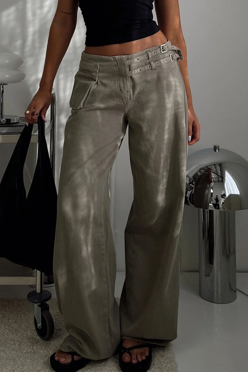 Wide Leg Jeans with Pockets - felvior