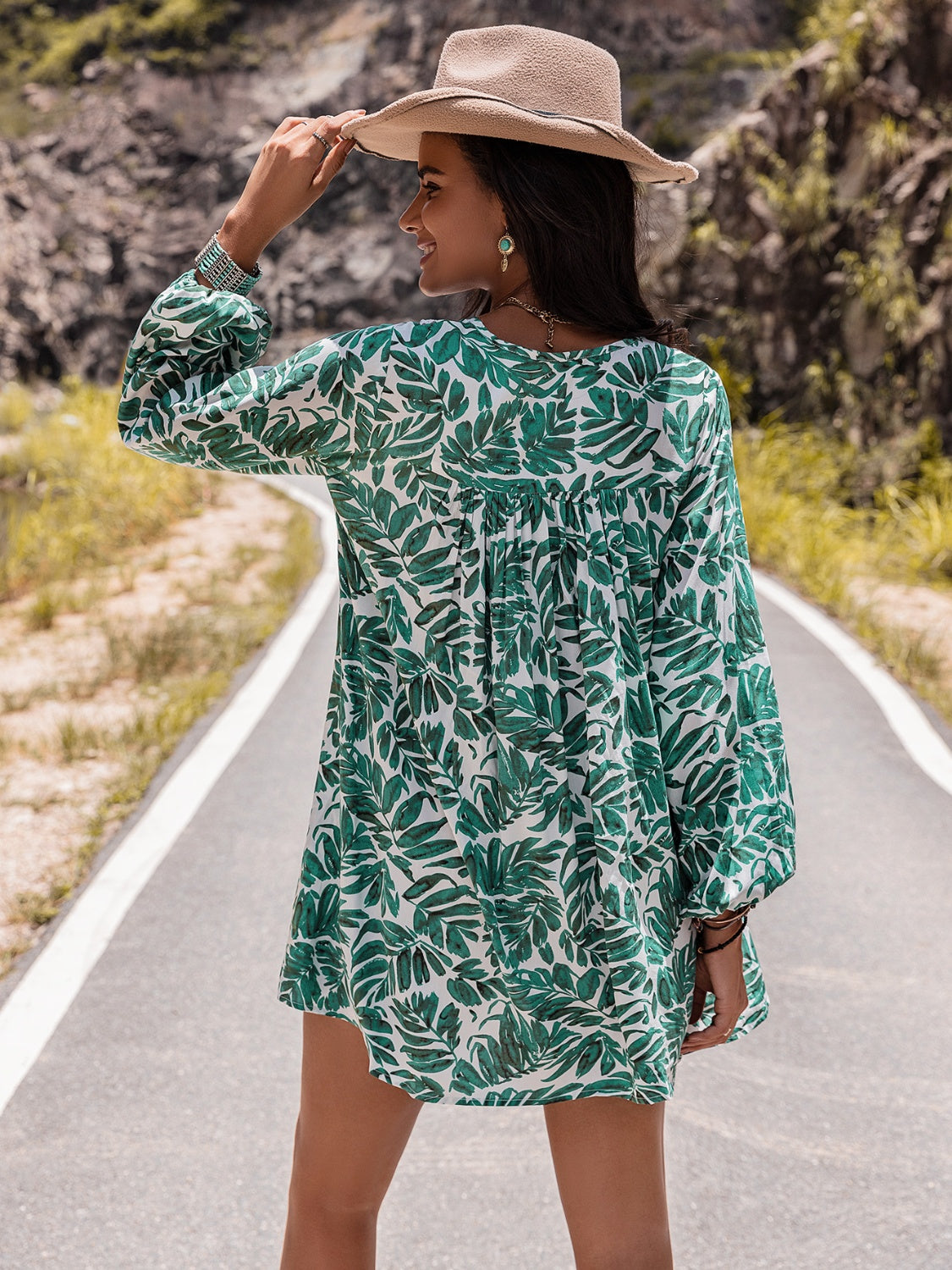 Long Sleeve V-Neck Mini Dress - felvior