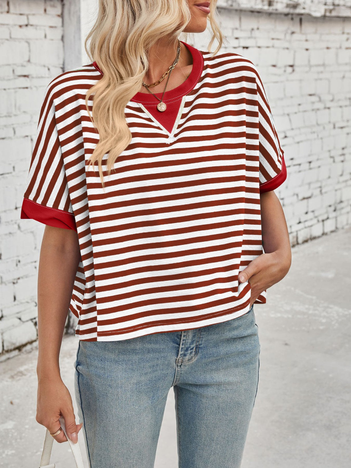 Lovelet Striped Round Neck Short Sleeve T-Shirt Main image