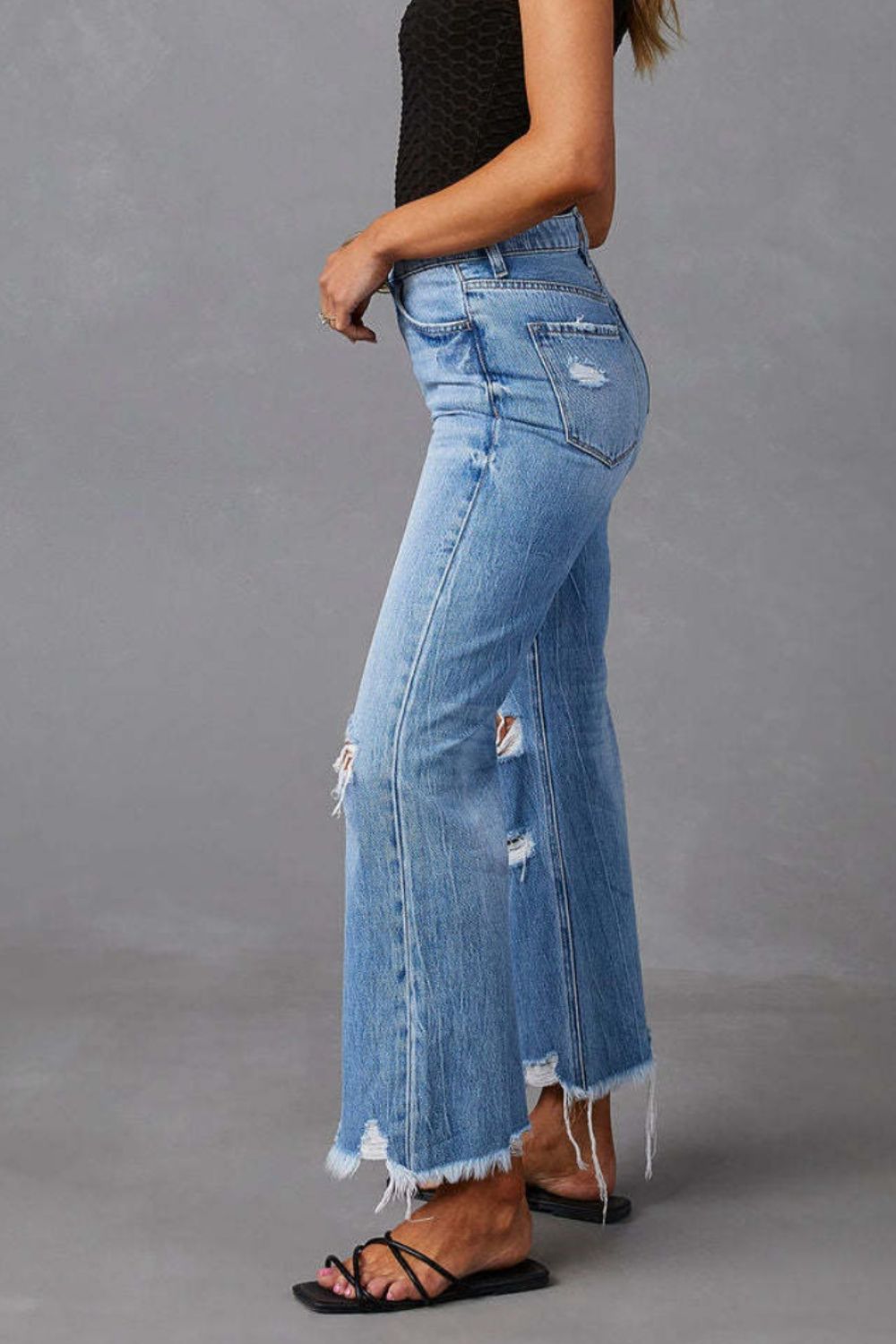 Distressed Raw Hem Jeans with Pockets - felvior