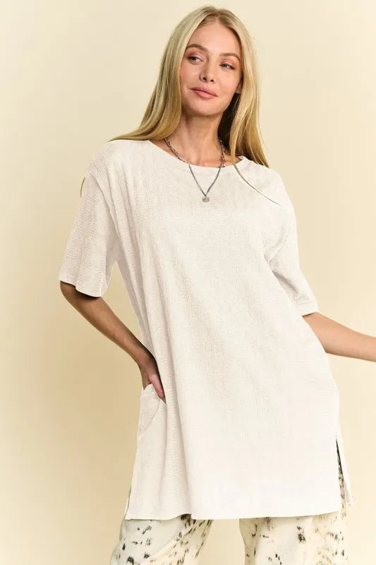 Davi & Dani Short Sleeve Side Slit T-Shirt with Pockets