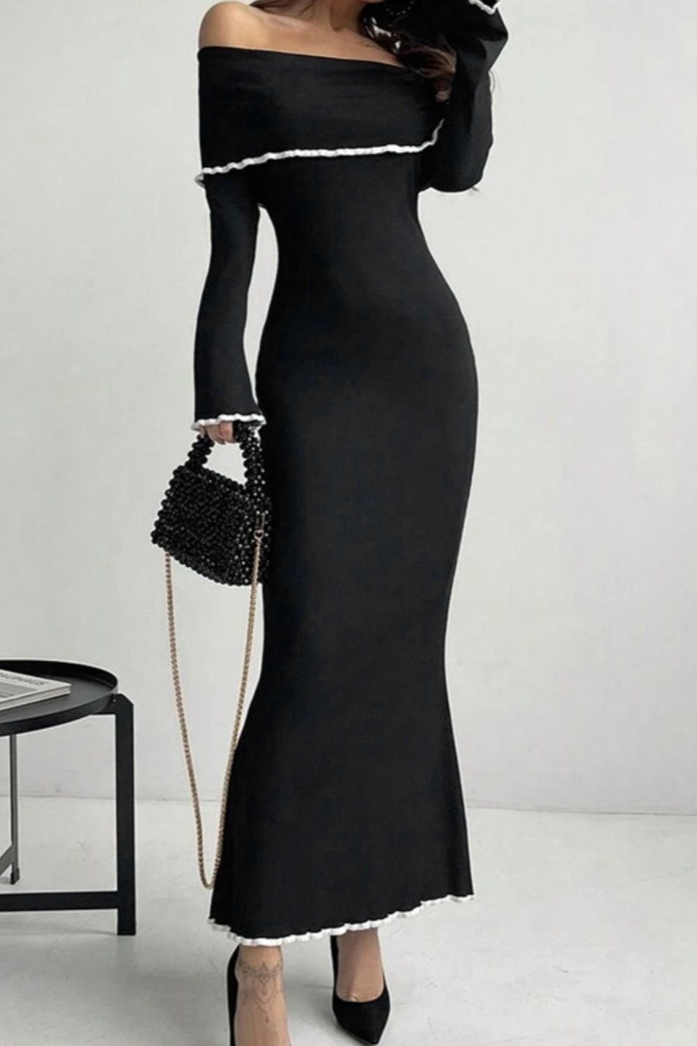 Contrast Trim Off-Shoulder Long Sleeve Maxi Sweater Dress - felvior