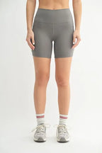 MONO B Venice Cloud Light Sculpt Biker Shorts