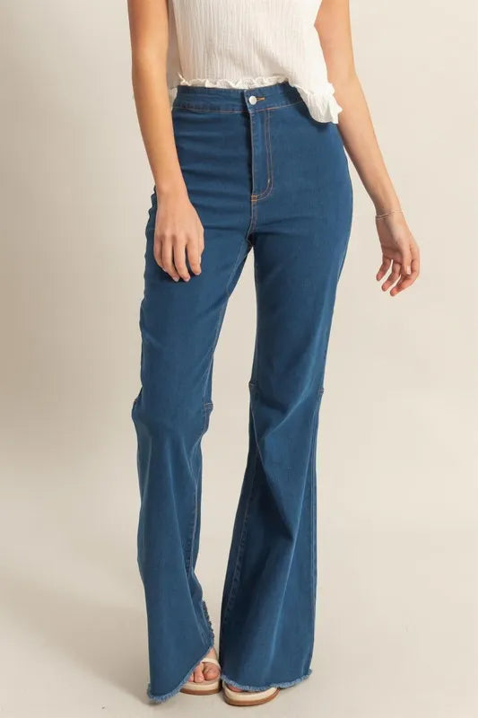 HYFVE Raw Hem High-Waist Washed Flared Jeans Hauptbild