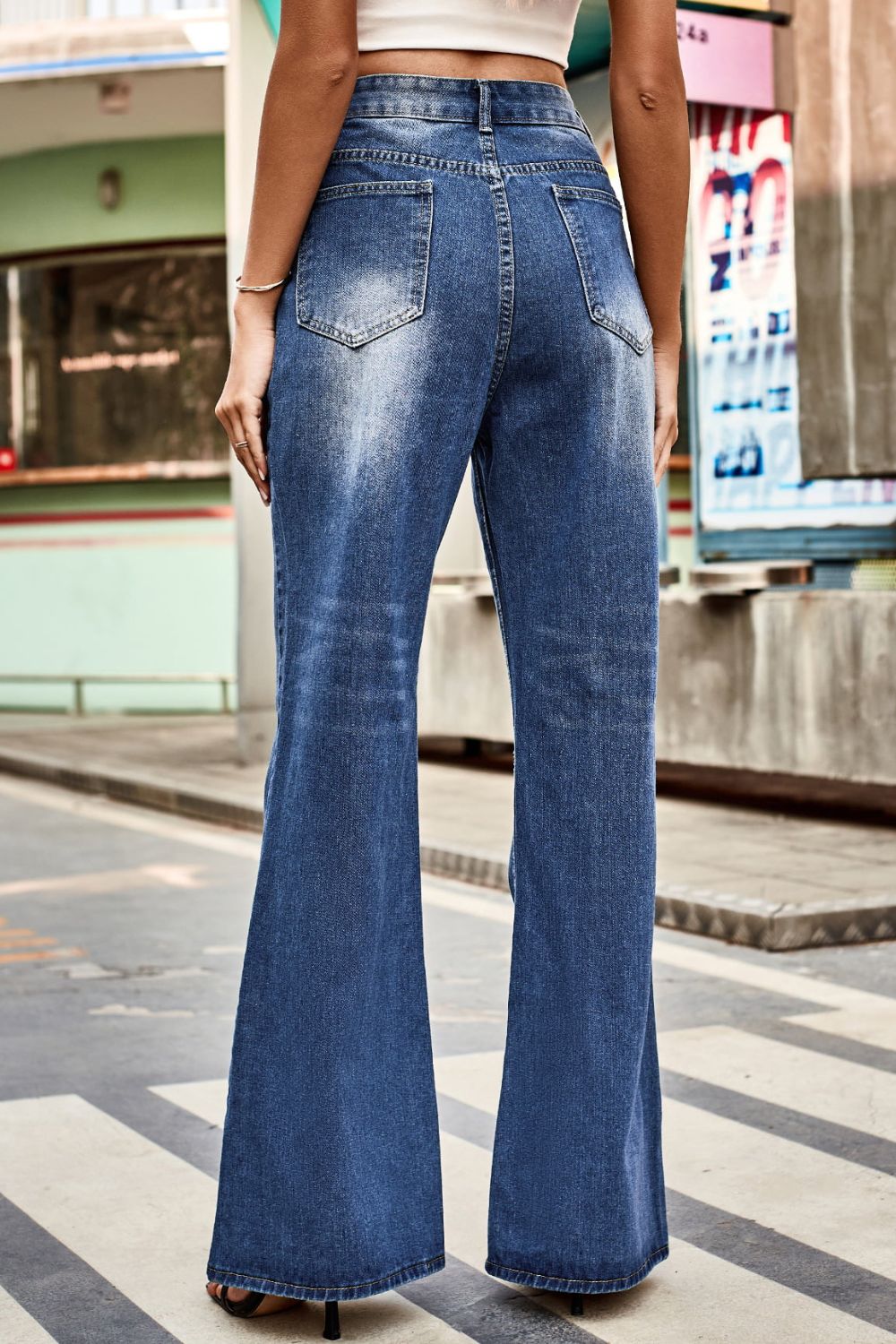 Buttoned Loose Fit Jeans with Pockets - felvior