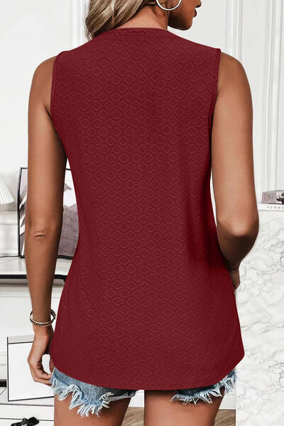Florira Eyelet Round Neck Tank - felvior