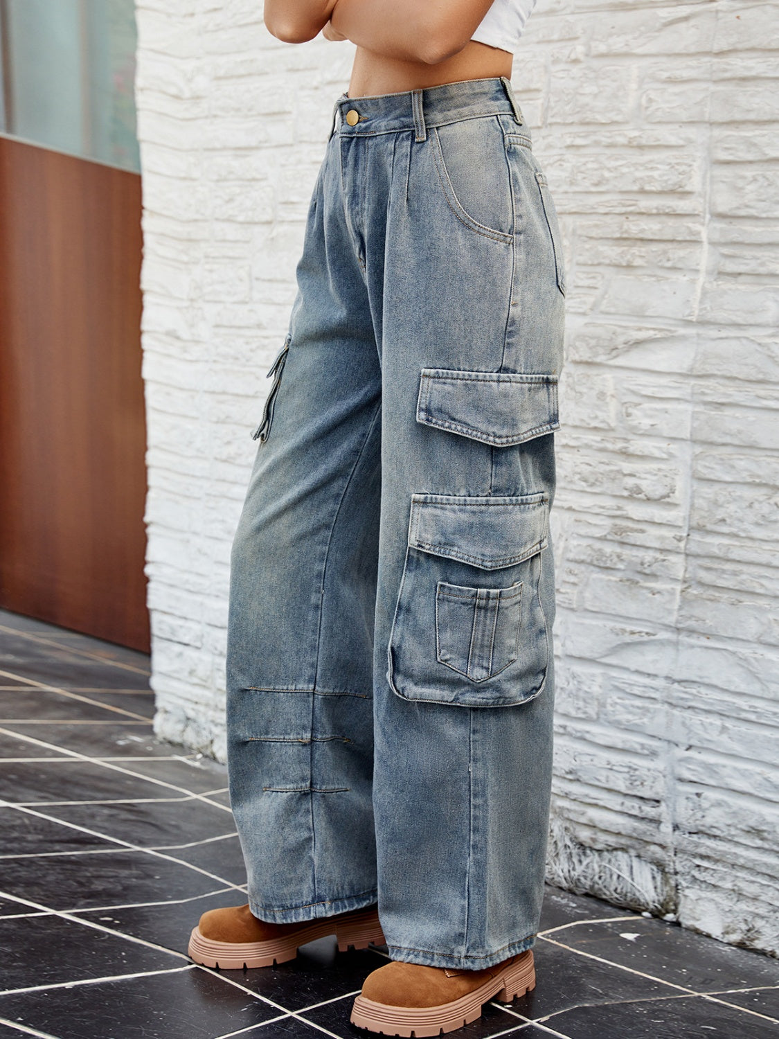 Washed Jeans with Pockets - felvior