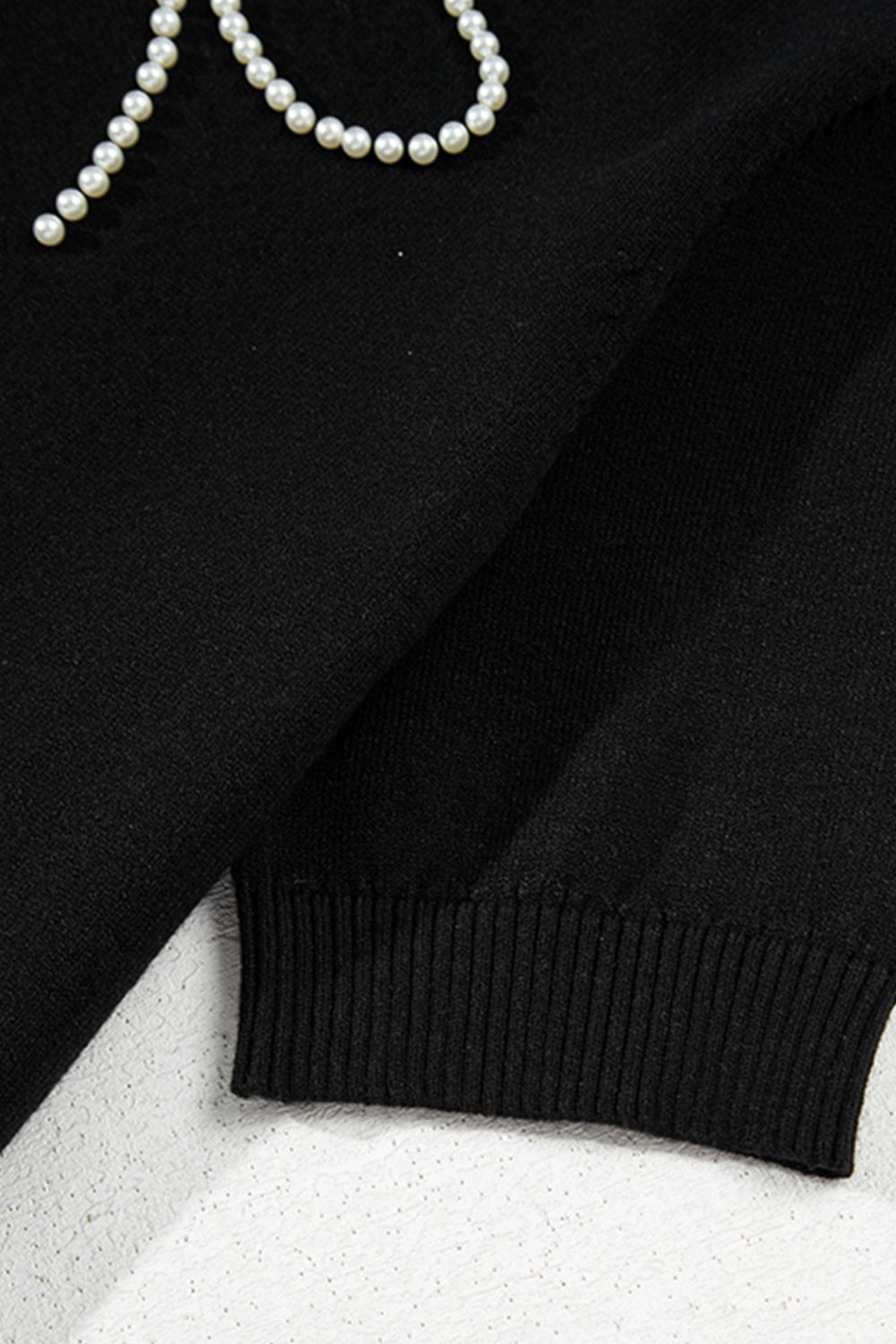 Pearl Bow Necklace Embellished Short Sleeve Knit Top