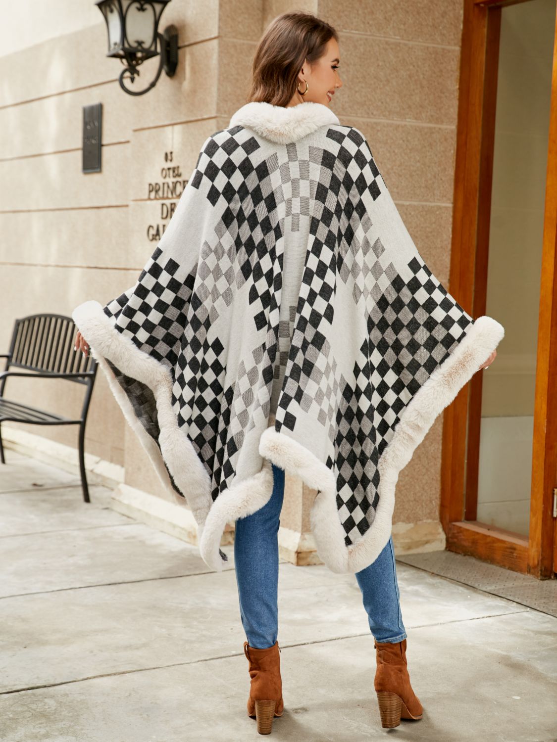 Checkered Faux Fur Trim Poncho - felvior