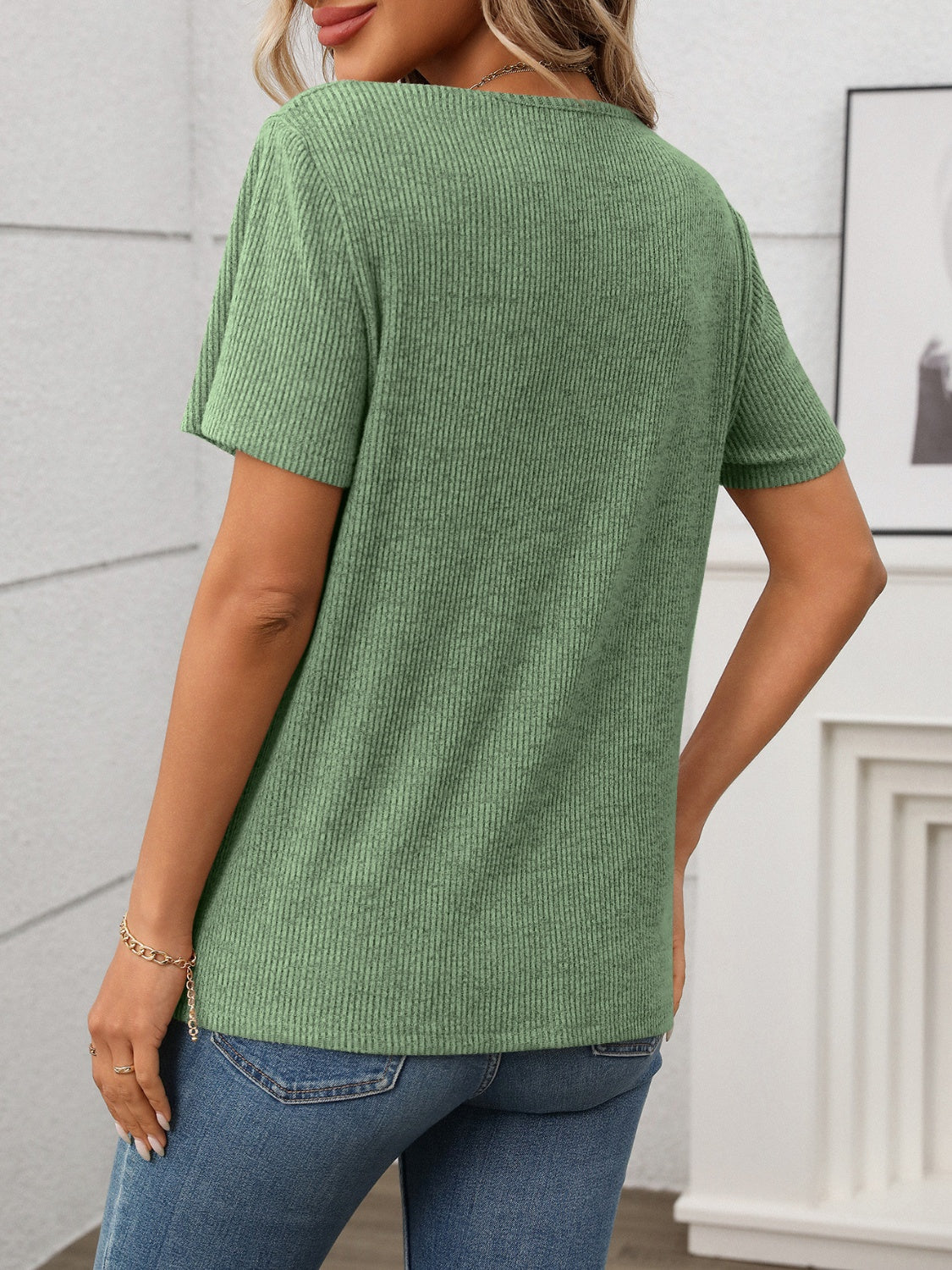 Ribbed V-Neck Short Sleeve T-Shirt