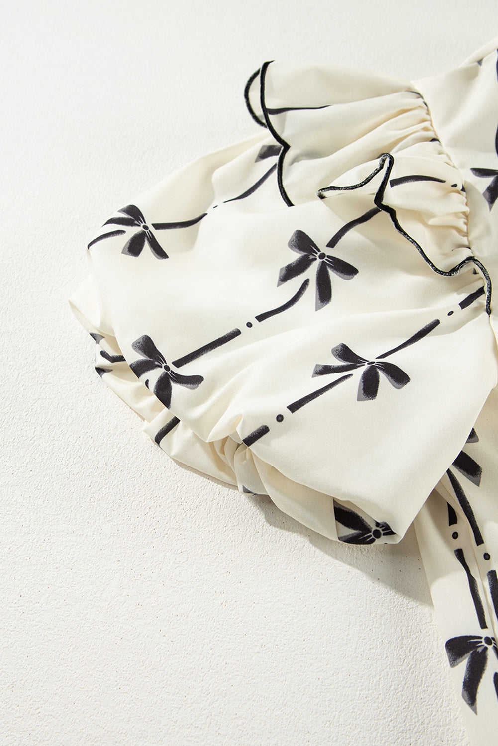 Bow Print Tie Neck Short Sleeve Blouse - felvior