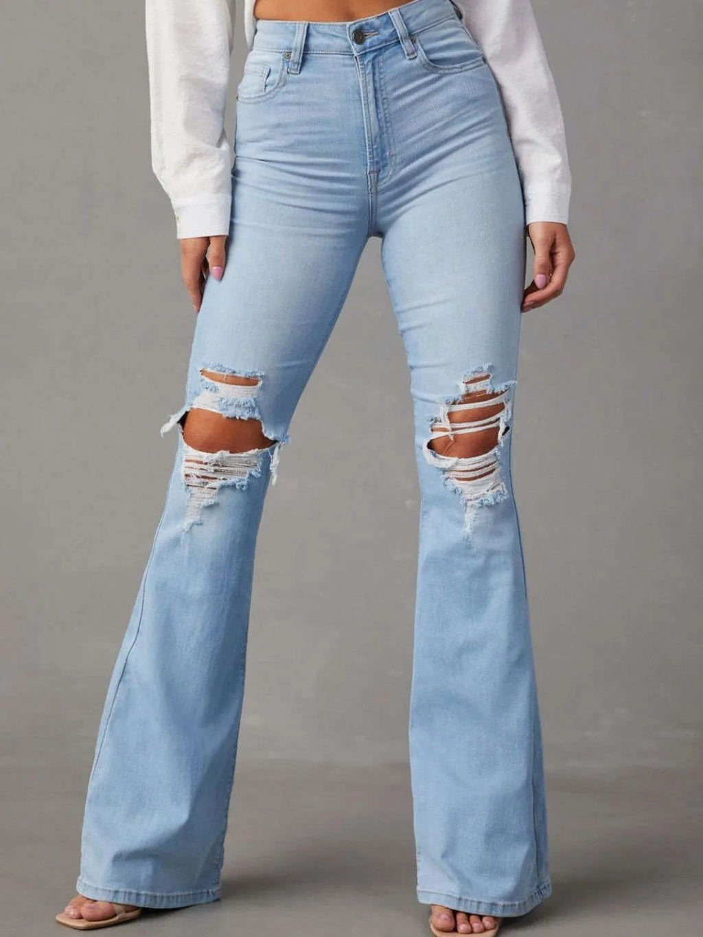 Distressed Jeans with Pockets